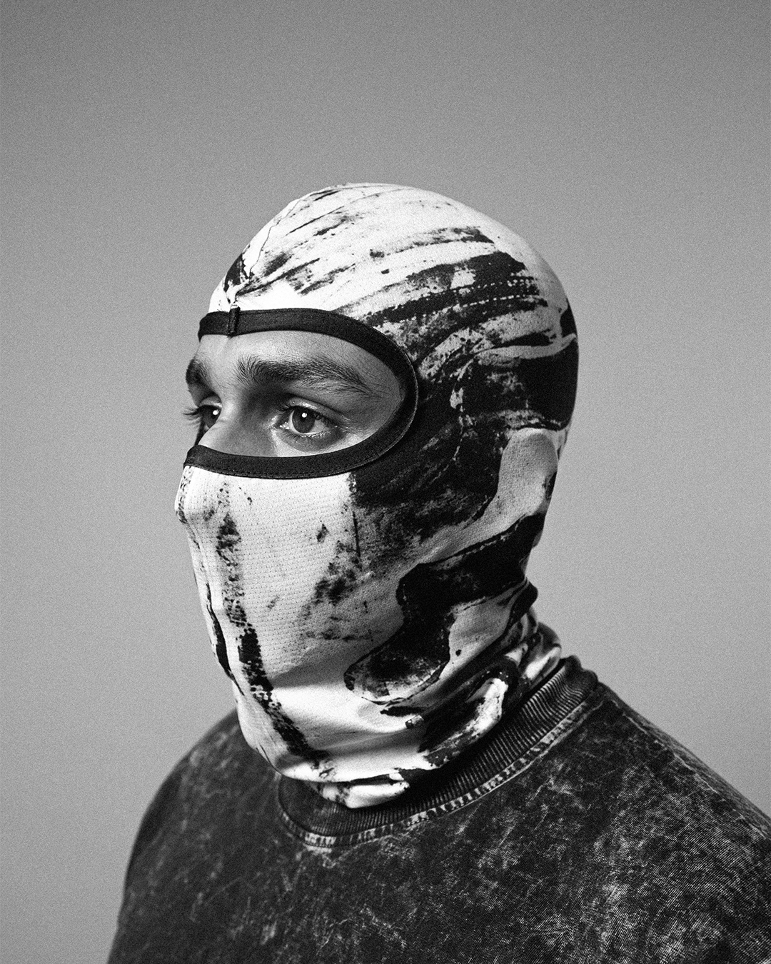 Mono Distortion Balaclava